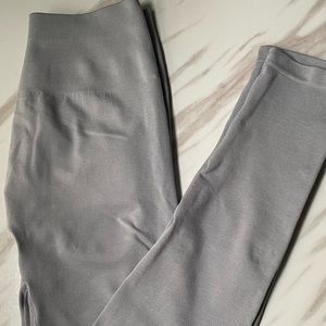 Alphalete amplify legging - thundercloud